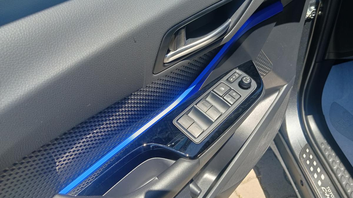 Toyota C-HR 2.0 Hybrid E-CVT 195CV Style